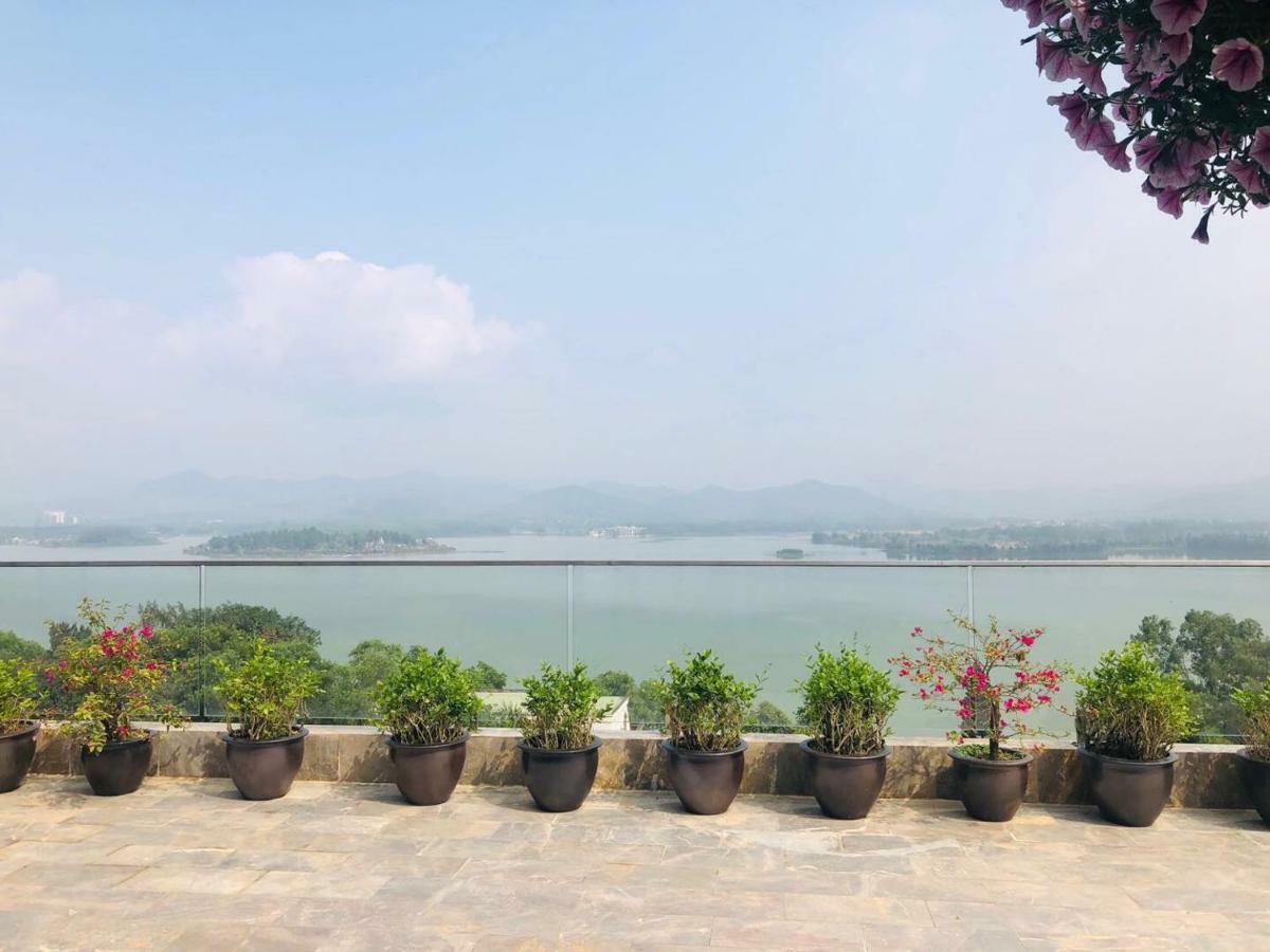 Lakeside Dailai Hotel Phuc Yen Екстериор снимка
